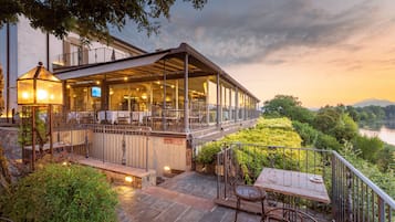 2 restaurants, local cuisine