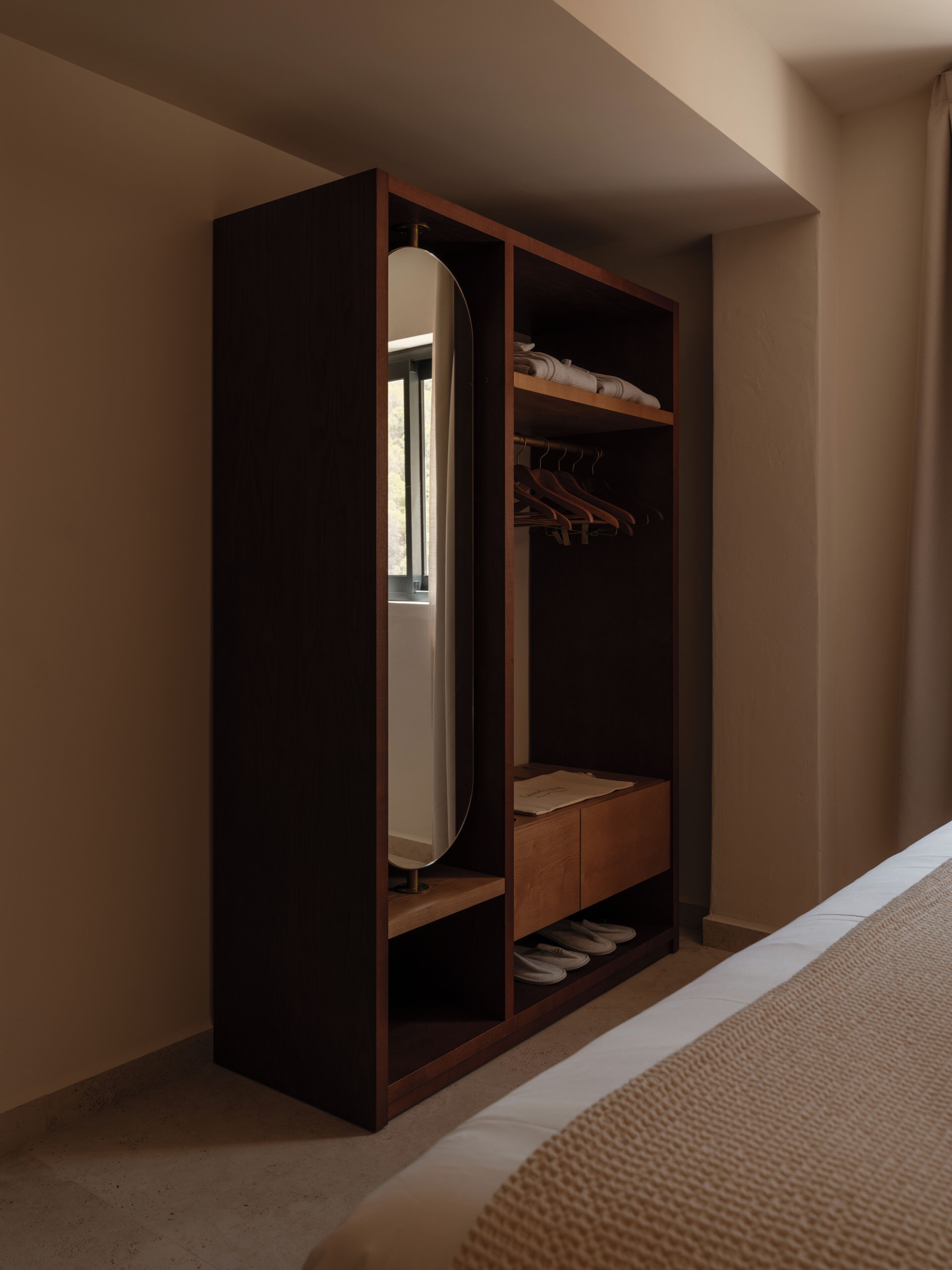 Premium bedding, down duvets, minibar, in-room safe