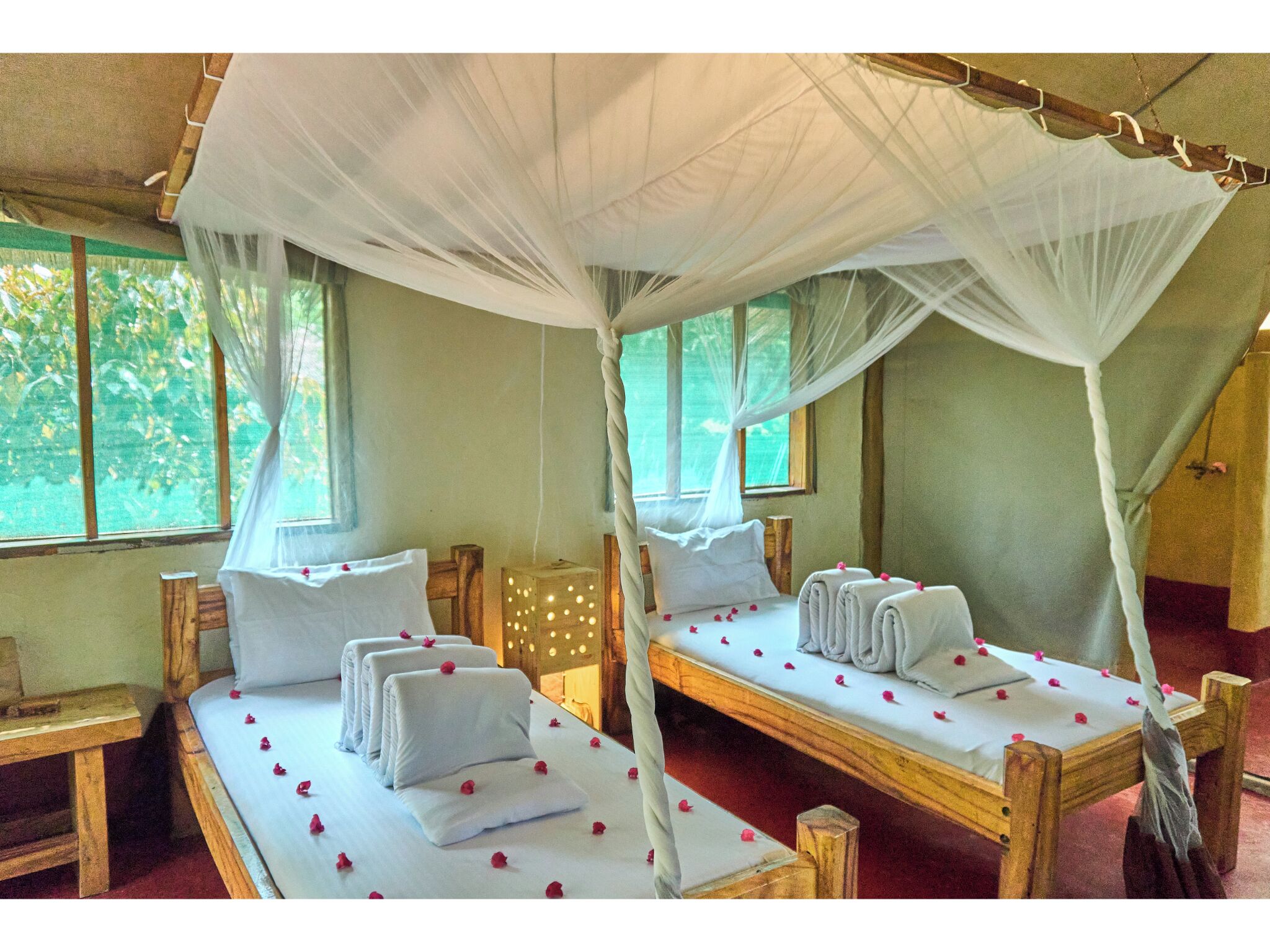 Lều Superior | Két bảo mật tại phòng, bàn, nôi (giường cho trẻ sơ sinh) miễn phí 