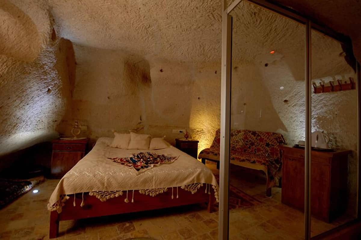 Double Room | Minibar, free cribs/infant beds, free WiFi