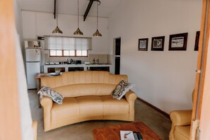 Klein Karoo 2 | Einkaeldhús