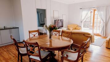 Casa (African Log) | Cofres nos quartos, Wi-Fi (sobretaxa)