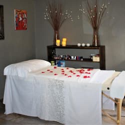 Tratamientos corporales, aromaterapia, masajes de tejido profundo
