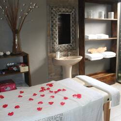 Tratamientos corporales, aromaterapia, masajes de tejido profundo