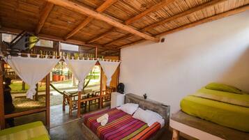 Grand Quadruple Room (Quintuple room) | Peralatan tempat tidur premium, Wi-fi percuma, cadar katil