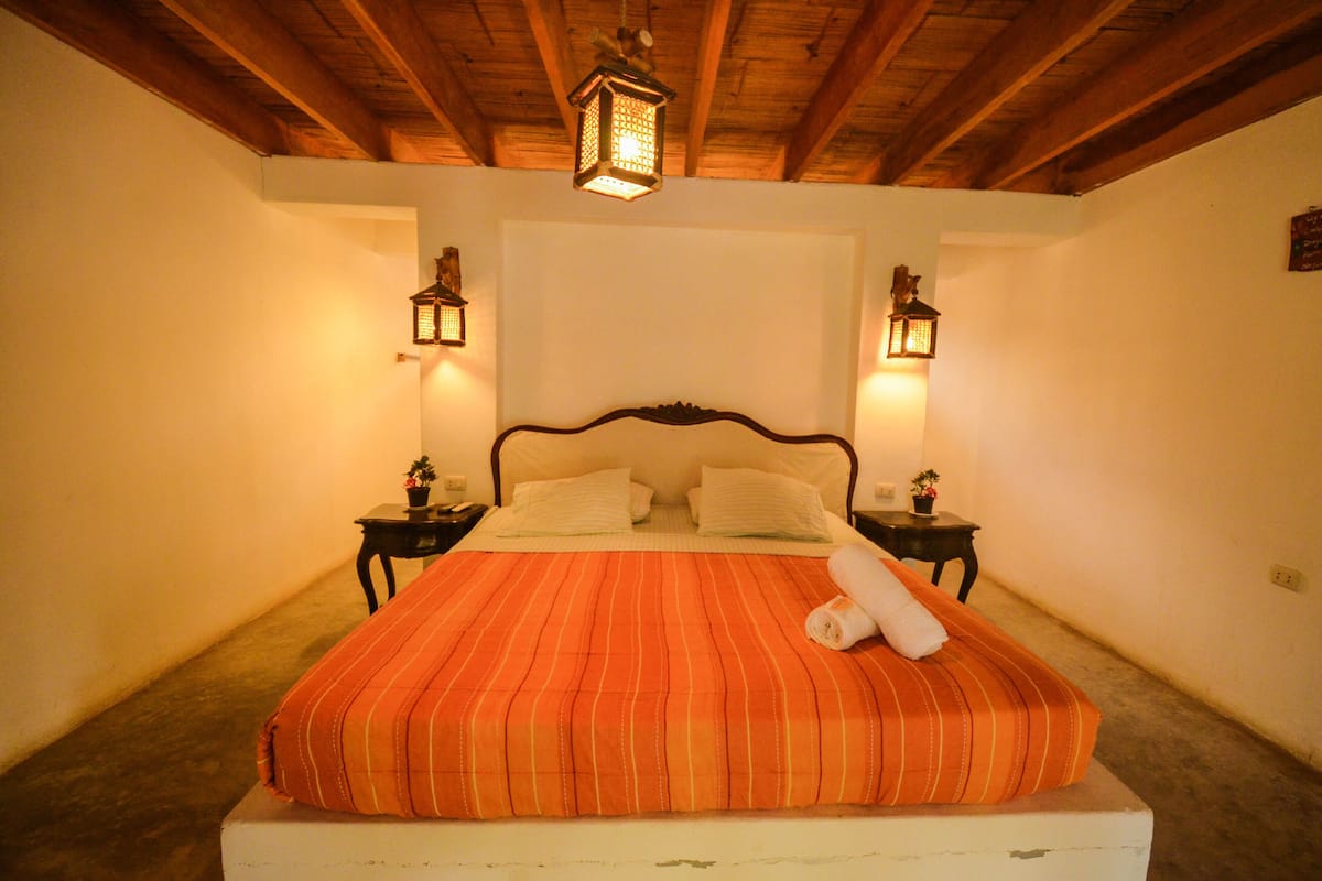 Habitació doble Comfort, 1 dormitori, no fumadors, vistes al jardí | Roba de llit d'alta qualitat, cortines opaques i wifi gratuïta