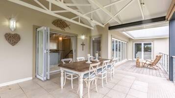 Standard-talo | Terassi/patio