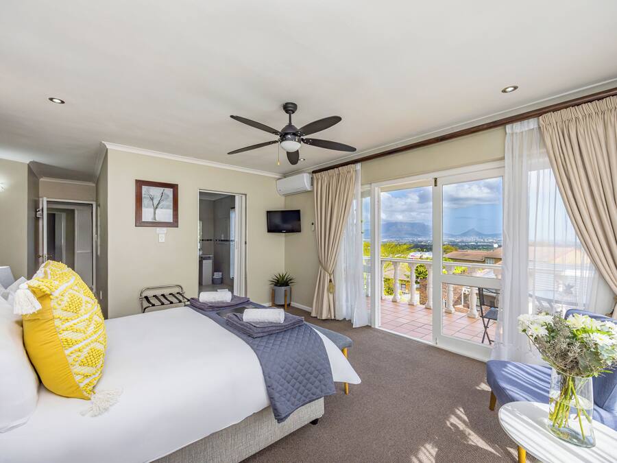 Deluxe Room, Mountain View