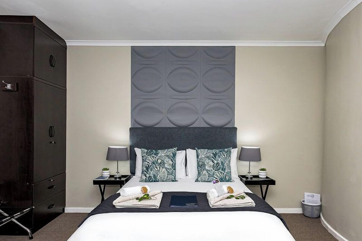 Chambre Standard, plusieurs lits, vue colline, rez-de-chaussée