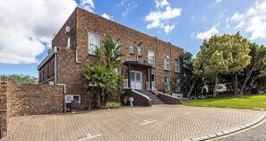 Fachada da propriedade