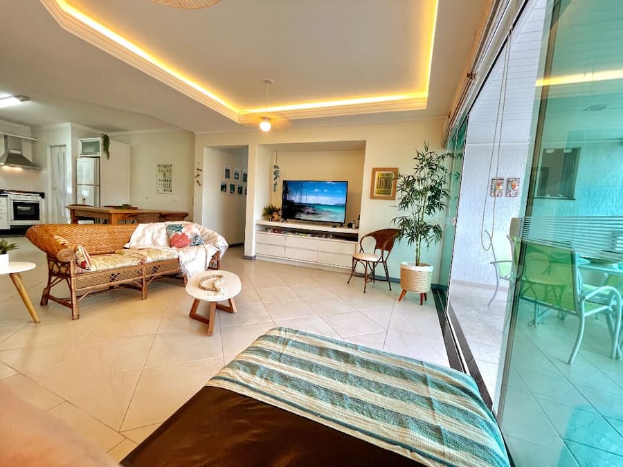 Apartamento Deluxe, 3 habitaciones, balcón | Zona de estar