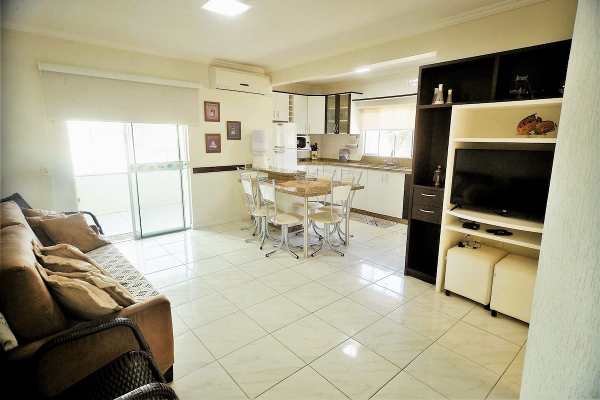 舒適公寓, 2 間臥室, 露台, 附屬樓 (No Pool/Piscina não disponível) | 客廳