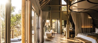 Victoria Falls River Lodge