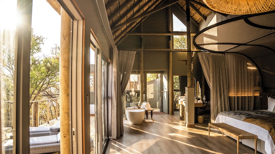 Victoria Falls River Lodge