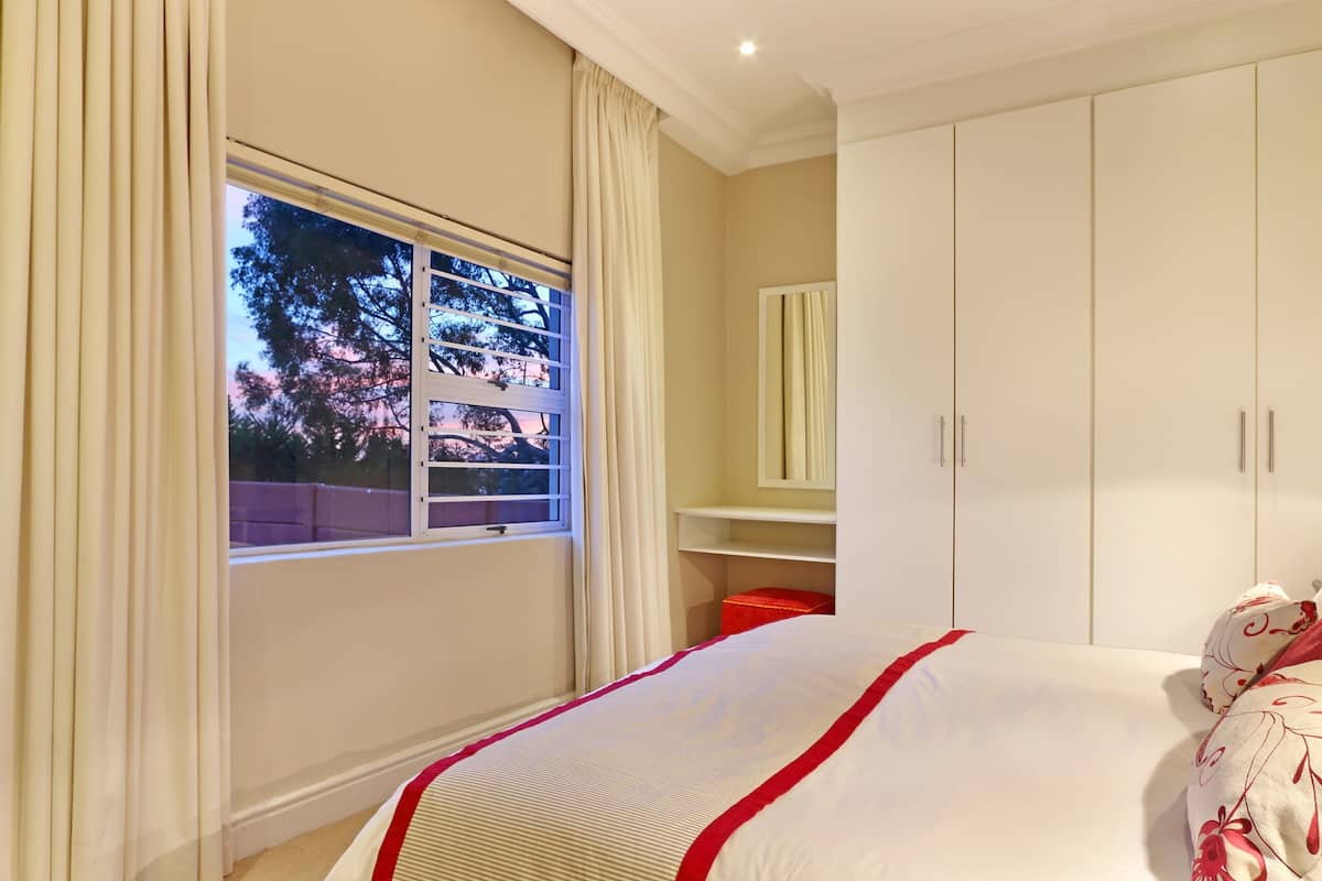 Comfort Cottage (Boulders) | Peti besi dalam bilik, Wi-fi percuma
