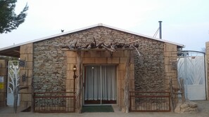 Ribbok Luxury Chalet - 3 Rooms | Pemandangan dari bilik