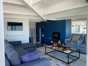 Living area - One Marine Drive Boutique Hotel (Hermanus)