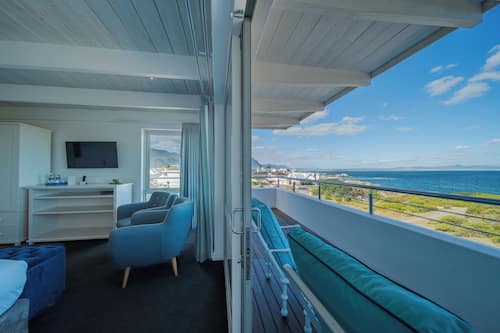 Beach/ocean view