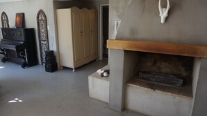 Unclassified image, 2 of 26, button - Riverstone House (Greyton)