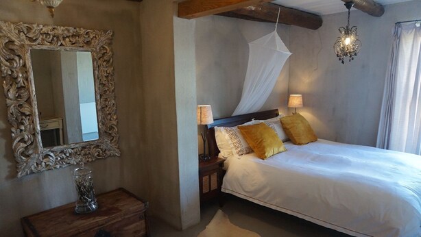 Unclassified image, 1 of 26, button - Riverstone House (Greyton)