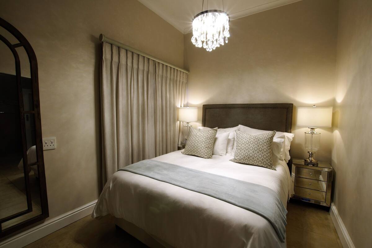 Luxury Quadruple Room, 1 Bedroom, Garden View, Courtyard Area | Egyptian cotton sheets, premium bedding, Select Comfort beds, minibar