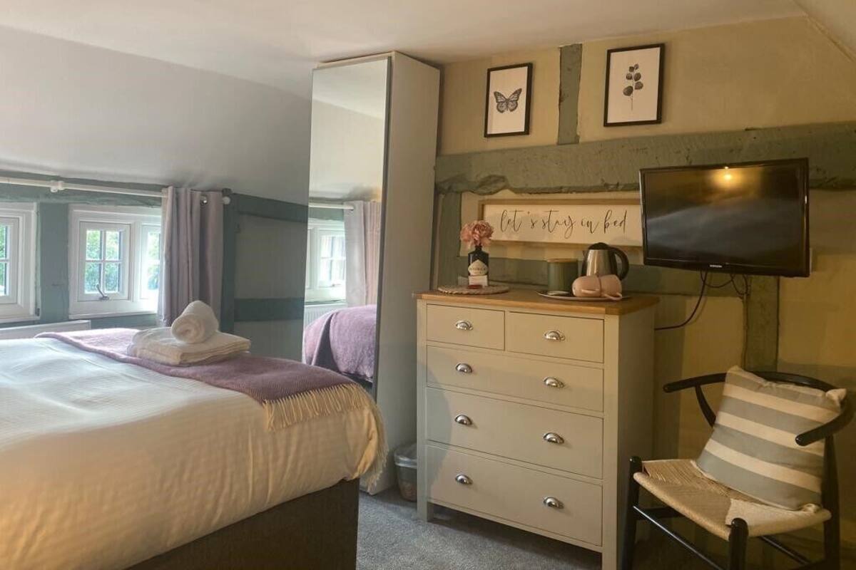 Double or Twin Room, Private Bathroom (2) | Premium bedding, in-room safe, soundproofing
