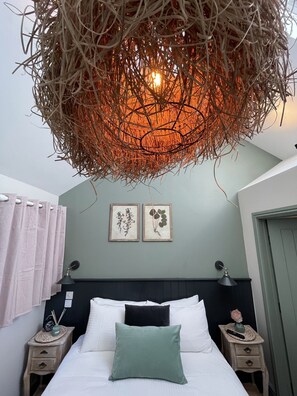 Double Room, Private Bathroom (7) - The Windmill Inn (Horsham)