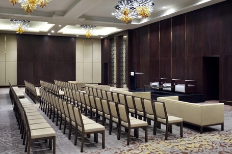 Marriott Hotel Downtown, Abu Dhabi - Image 44
