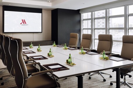 Marriott Hotel Downtown, Abu Dhabi - Image 25