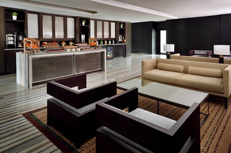 Marriott Hotel Downtown, Abu Dhabi - Image 17