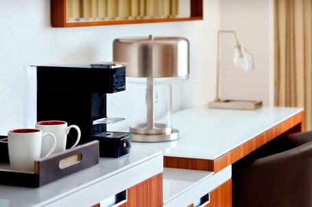 Marriott Hotel Downtown, Abu Dhabi - Image 51