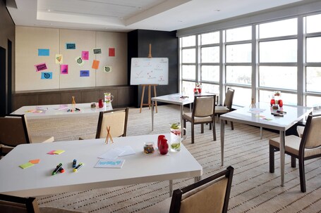 Marriott Hotel Downtown, Abu Dhabi - Image 39