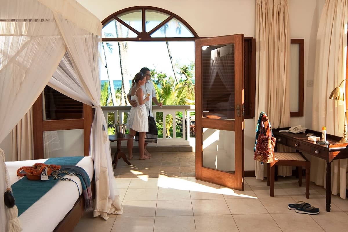 villa, 3 bedrooms | living area | tv