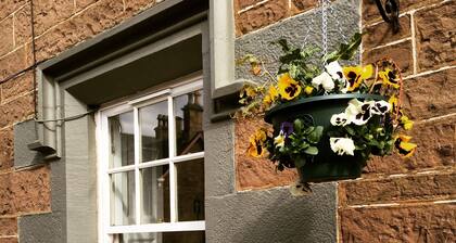 Lovat House Bed and Breakfast