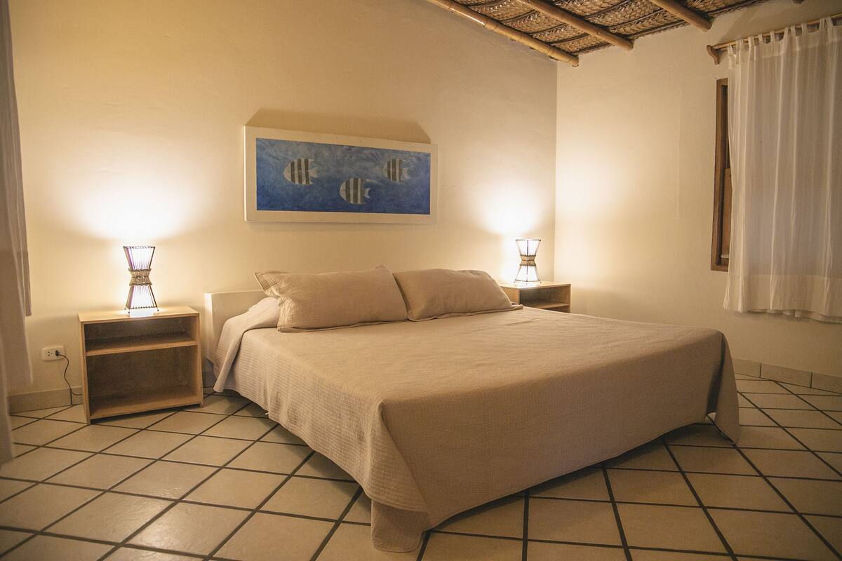 Standard Double Room, 1 King Bed | WiFi (free), bed sheets
