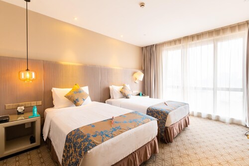 South China Harbour View Hotel