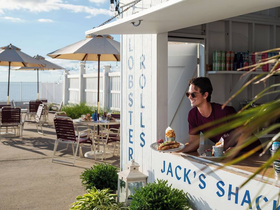 Poolside bar