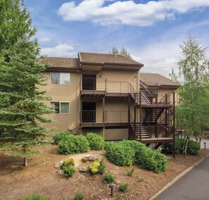 Exterior - Whispering Woods Resort (Welches)