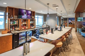 Lobby - SpringHill Suites by Marriott The Dunes On Monterey Bay (Marina)