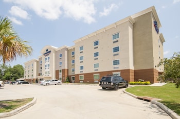 Candlewood Suites Baton Rouge - College Drive, an IHG Hotel