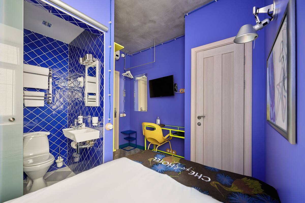 Economy Single Room | Premium bedding, individually decorated, desk, iron/ironing board