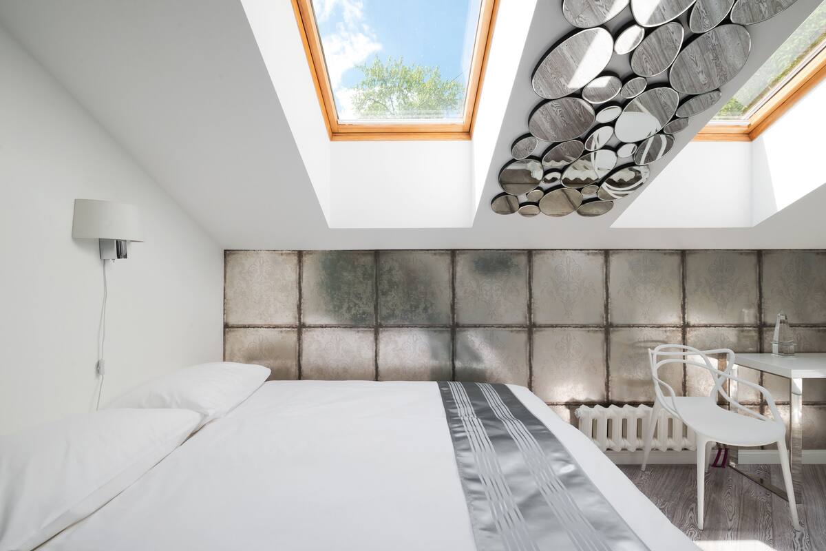 Standard Double or Twin Room | Premium bedding, individually decorated, desk, iron/ironing board