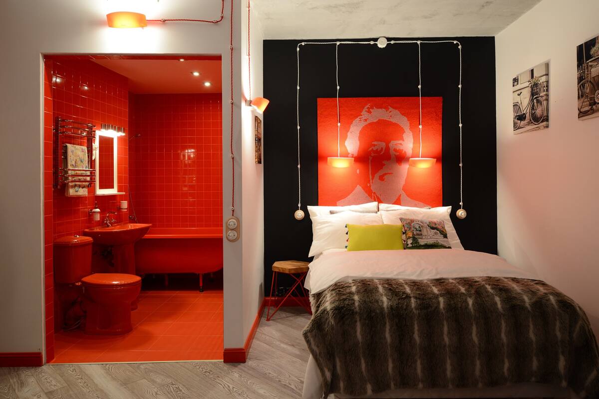 Family Room | Premium bedding, individually decorated, desk, iron/ironing board