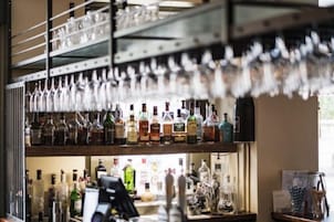 Bar (en la propiedad)