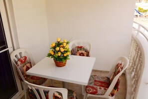 Breakfast, lunch, dinner served; international cuisine  - Sincerity Apart Hotel (Marmaris)