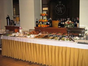 Dining - Arvi (Durrës)