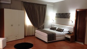 Room - Arvi (Durrës)