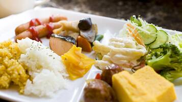 Ilmainen päivittäinen buffetaamiainen