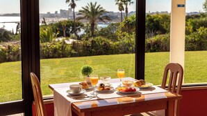 مطعم