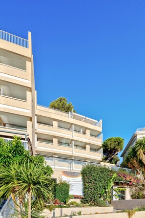 Front of property - Résidence Pierre & Vacances Bandol Port (Bandol)